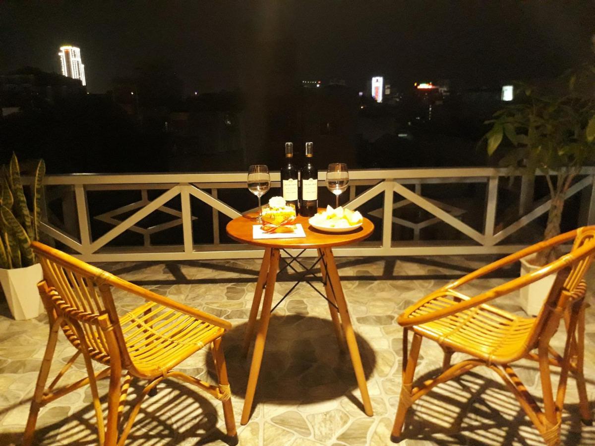 阿多拉中央公园酒店 芹苴 外观 照片