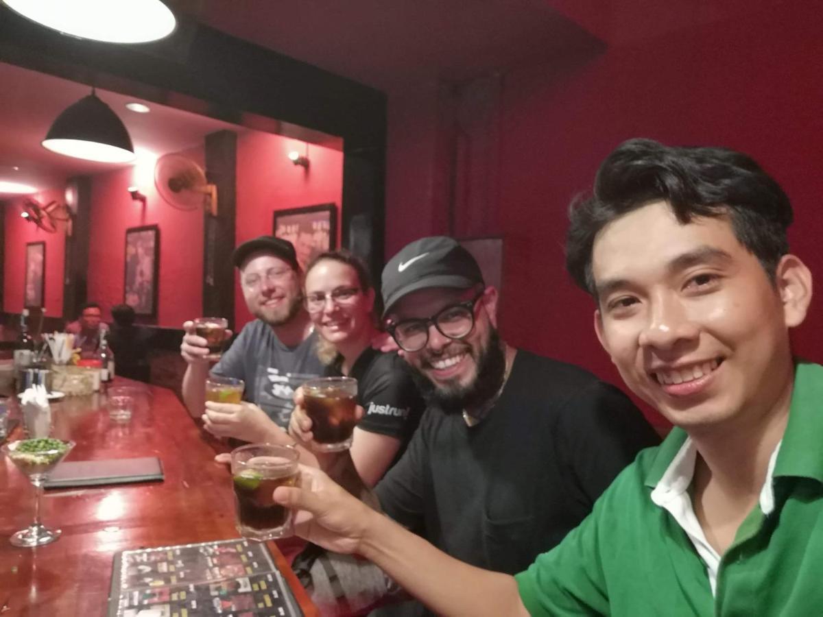 阿多拉中央公园酒店 芹苴 外观 照片